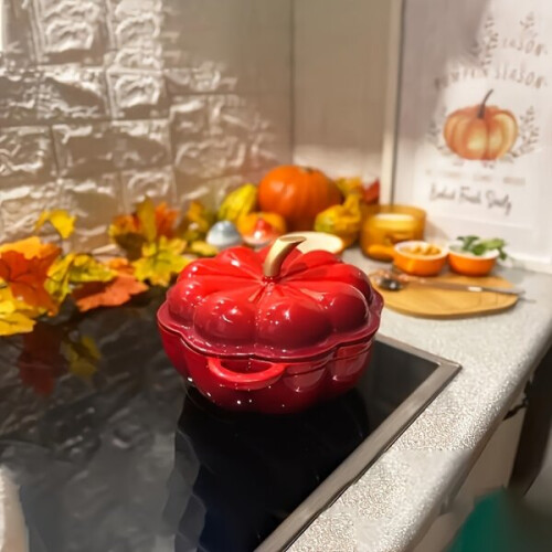 Red Pumpkin Cast Iron Casserole 1