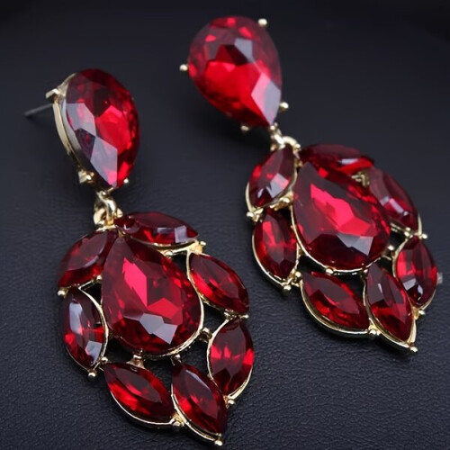 Elegant Drop Earrings 1