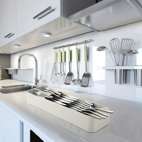 Plastic cutlery organizer 1