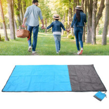 Breathable Folding Nylon Sand Beach Mat 2.1x1.9m for Outdoor Picnics