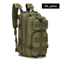 Groene militaire rugzakken van 30 of 50 liter, gemaakt van waterdicht 1000D nylon.