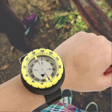 Diving Wrist Compass, CP-991 Lightweight Powerful Magnet 50M Waterproof Balanced Watch Underwater Luminous Diving Wrist Compass