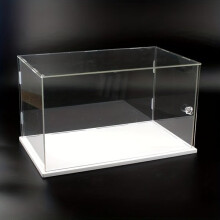 pc. Speelgoedvitrine van transparant acryl.