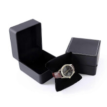 2025 High-grade PU watch box leather gift box fashionable atmospheric packaging box black watch box PK