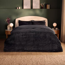 Silentnight Ribbed Faux Fur Bed Set - Duvet Cover, Fitted Sheet & Pillowcase - Luxury Long Pile Soft Faux Fur Plush Comfort Duvet Set & Supersoft