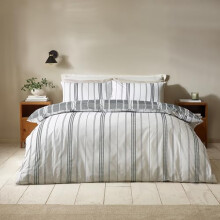 Catherine Lansfield Harbour Stripe Reversible Single Duvet Cover Set with Pillowcase Black