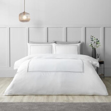 Catherine Lansfield So Soft Mono Satin Stitch Double Duvet Cover Set with Pillowcases White/Silver