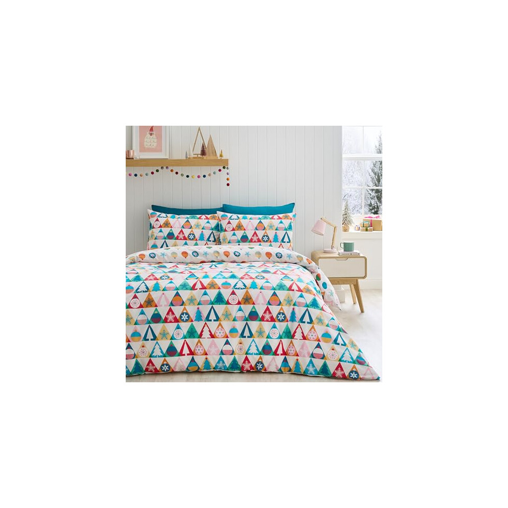 B&Q -  Christmas Geo Reversible Duvet Cover Set With Pillowcases Cream - Image 2