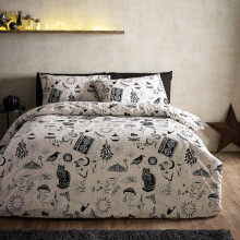 Catherine Lansfield Enchanted Witchcraft Reversible Double Duvet Cover Set with Pillowcases Black/Natural