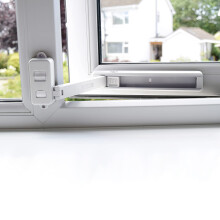 BeeGo Window Restrictor for UPVC Windows – Child Proofing & Cat