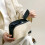 Einfacher USB-Kabelorganizer, robustes Reiseetui. 4