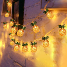Guirlande d'ananas pour les fĂŞtes
