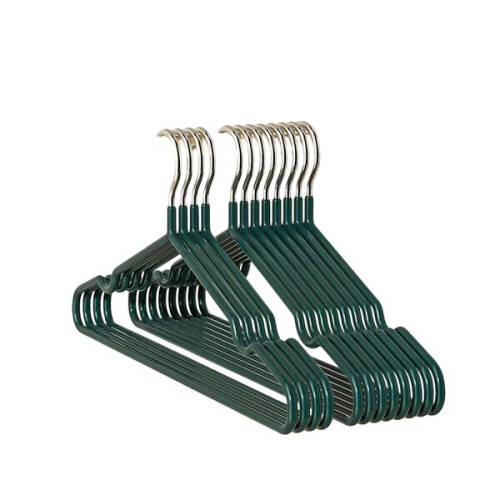 Ensemble de cintres recouverts de plastique