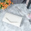 Klein glanzend handtasje voor dames, wit 3