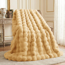 LAGRATY Faux Rabbit Fur Blanket 100x150cm Luxury Soft Fluffy Thick Fur Thro