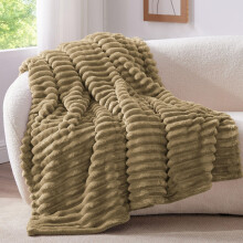 BEDELITE Cuddly Fluffy Blanket 150 x 200 cm Soft XL Flannel Blankets Brown