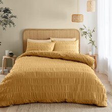 Catherine Lansfield Seersucker King Duvet Cover Set with Pillowcases Carame