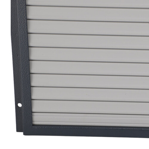 Abrepuertas automático gris para gallinero con temporizador programable. 1