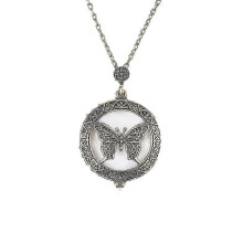 Vergrootglas met ribbels, decoratieve ketting