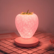 Mini veilleuse LED à fraise pour protéger les yeux