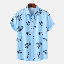 (C320, L) Camicia da uomo a maniche corte con stampa digitale a tema spiaggia tropicale.