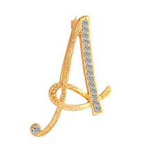 Broche con letra AZ de diamantes de imitación Rygai dorado
