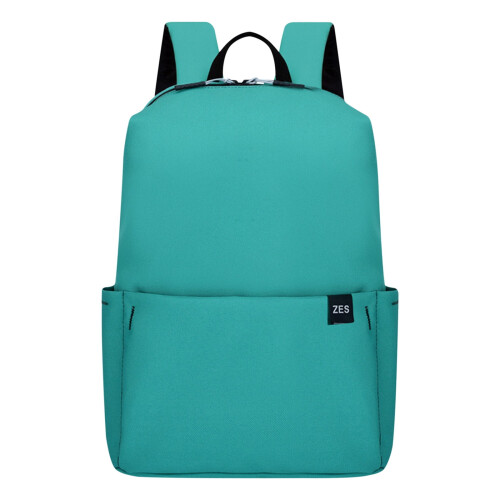 Mochila de 17 polegadas com alças acolchoadas ajustáveis.