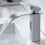 Robinet de lavabo chromé, eau chaude et froide 1