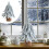 Ensemble de mini sapins de Noël floqués avec socle en bois 4