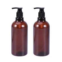 2pcs 500ml Screw Pump Bottles Essential Oil Liquid Makeup Atomizer Dispenser Refillable Bottles (Brown Bottle and Random Color Pump)