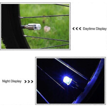 Lot de 4 éclairages LED colorés pour valves de roue de voiture et de vélo