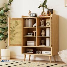 Schuhschrank aus natürlichem Rattan, Schuhkommode Schuhregal mit 2 Türen und 5 Regalböden, für den Flur. Mit Holzgriffen und Massivholz