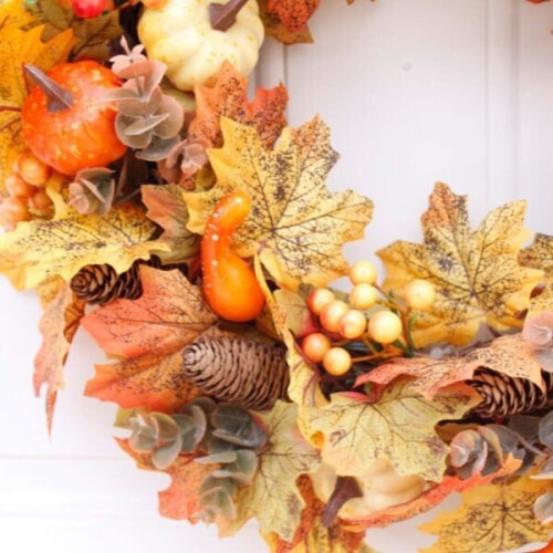 Trendy winkel Herfstkrans Kunstkrans Slinger Rotan frame met