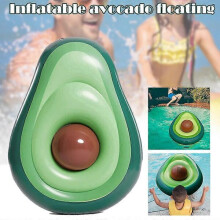 Galleggiante gonfiabile a forma di avocado con palla per divertirsi in piscina d'estate.