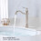 Robinet mitigeur au-dessus du lavabo 5