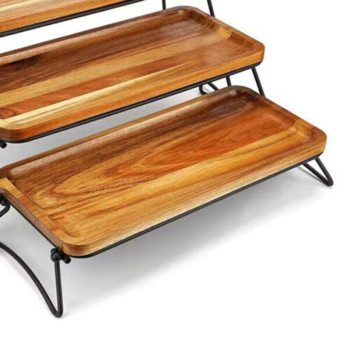 Présentoir de service avec de grands motifs en bois 1