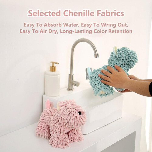 Serviette chien chenille, boule microfibre mains 1