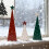 3 árboles Navidad madera rústica, centro mesa. 3