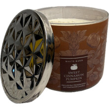 Bath & Body Works Zoete Kaneel Pompoen 3-Wick Kaars met Decoratieve Deksel