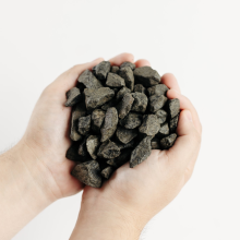 Rolawn Black Basalt Chippings 20mm Bulk Bag