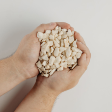 Rolawn White Marble Chippings 9-12mm Bulk Bag