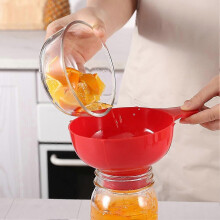(S, Red) Can funnel tool suitable for wide mouth cans or regular cans