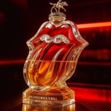 Whiskeykaraffe aus Glas mit roten Lippen, Spirituosenflasche im Rock-Stil, durchsichtige Sammlerflasche mit Figurenverschluss