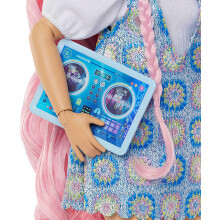 Barbie Dream Besties Doll and Accessories, Daisy Jean Posable Fashion Doll with Removable Fashions & Wavy Pink Hair, 9 DJ & Music Themed Pieces, JDD7