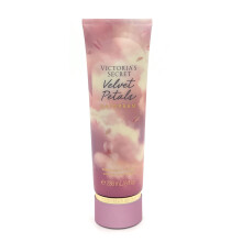Lotion Parfumée Victoria's Secret Velvet Petals Daydream 236 ml