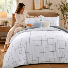 (King, Tile Pattern) Luxury Floral Printed Duvet Cover Set | Reversible Designer Bedding | Matching Pillowcases | Hotel Quality