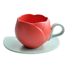 Luxurious Embossing Tulips Tea Set 1.5Mm Reinforced Ceramic Safe For Drink Red