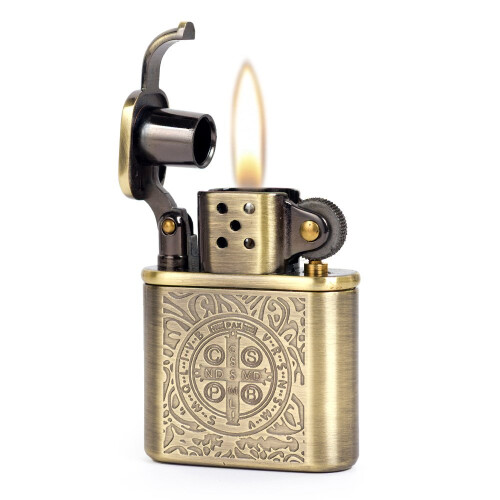Bronzefärgad Carved Constantine Antik Stil Lyftarm Petrol Lighter