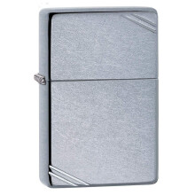 Zippo Vintage with Slashes Street Chrome Pocket Lighter