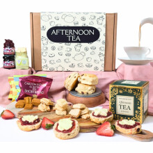 Afternoon Tea Hamper For 2 Gift Set | Luxury Treats for Women & Couples | Includ